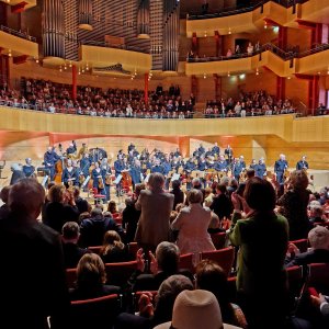 Sir Simon Rattle / Chamber Orchestra of Europe Bild